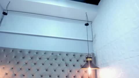 oliiverr22 online show from October 2, 3:24 am