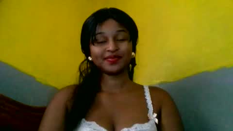 olinah610 online show from March 1, 8:38 am