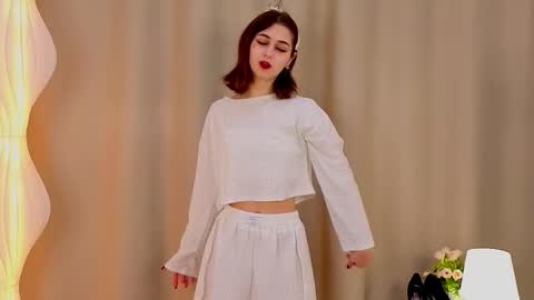 Olindaorlow online show from February 9, 6:06 am