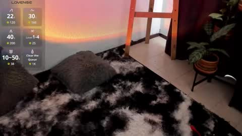 Snapshot of olitasdelmar chatting on October 4, 2:15 pm Mar online show from October 4, 2:15 pm