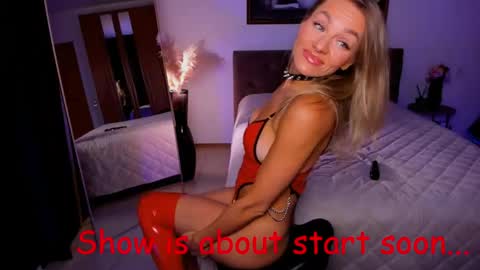oliva_candy online show from May 12, 8:39 pm