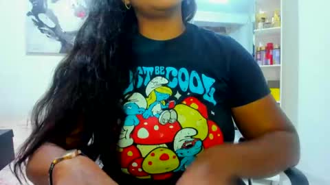 olivahot30 online show from December 6, 10:19 pm