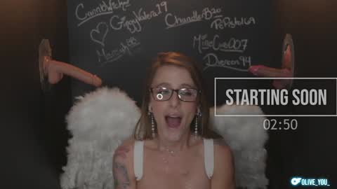 Snapshot of olive_you_ chatting on December 2, 4:20 pm Olive online show from December 2, 4:20 pm