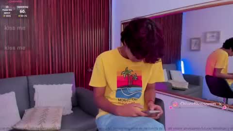 oliver20__ online show from July 23, 10:29 pm