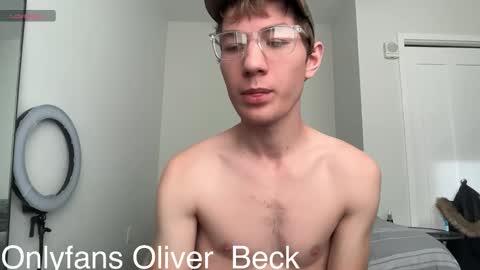 Snapshot of oliver_beck chatting on November 18, 8:02 pm Oliver Beck online show from November 18, 8:02 pm
