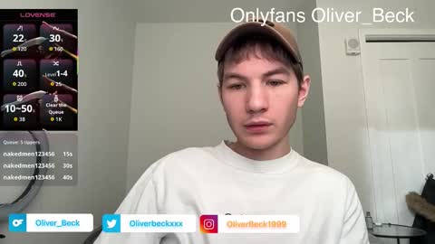 Snapshot of oliver_beck chatting on December 13, 7:53 pm Oliver Beck online show from December 13, 7:53 pm