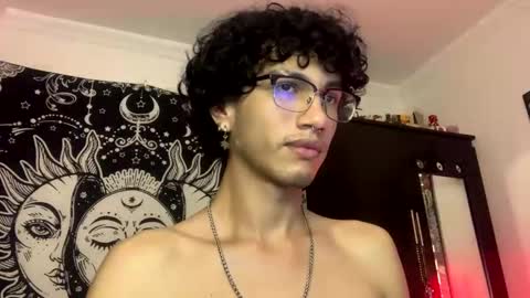 Oliver fast online show from November 26, 7:20 am