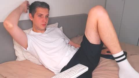 Snapshot of oliver_hort chatting on September 22, 4:53 pm Oliver online show from September 22, 4:53 pm