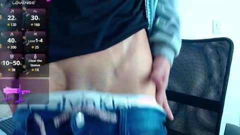 Oliver  Smith online show from December 15, 2:05 pm