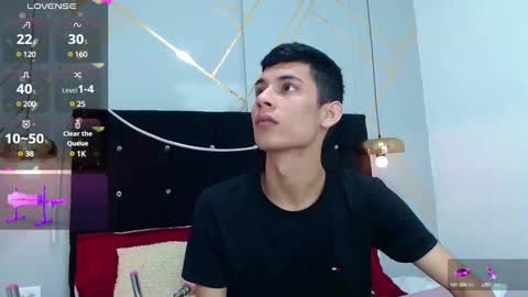 Oliver  Smith online show from January 3, 4:37 pm