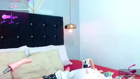 Oliver  Smith online show from February 3, 7:00 pm