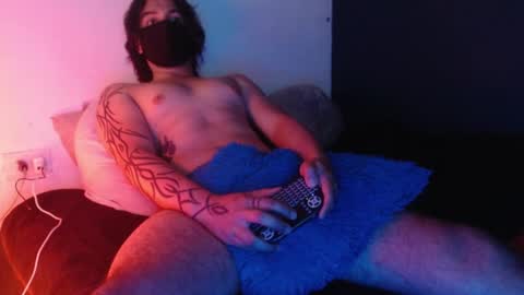 oliver_laid_2023 online show from January 5, 9:26 am