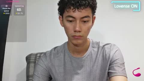 Snapshot of oliver_rayman chatting on November 21, 12:43 am Oliver Rayman online show from November 21, 12:43 am