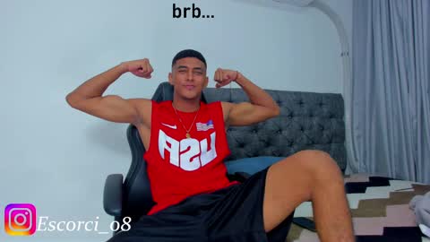 Snapshot of oliver_smith_2 chatting on February 21, 10:48 pm oliver_smith_2 online show from February 21, 10:48 pm