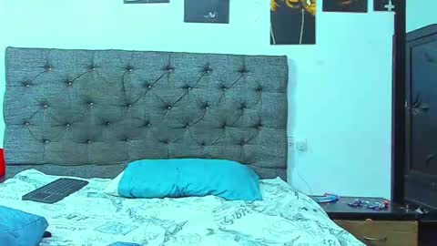 oliver_smith_2 online show from November 7, 5:29 am