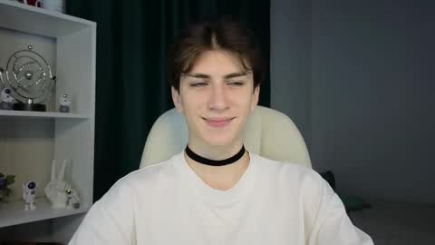 Oliver online show from September 18, 4:47 am