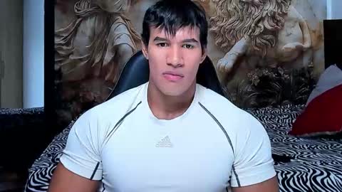 oliver_tommy online show from November 28, 12:08 pm