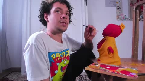 Snapshot of oliver_usher chatting on February 18, 6:47 pm Mr Blue Sky online show from February 18, 6:47 pm