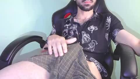 Oliver online show from May 20, 4:13 pm