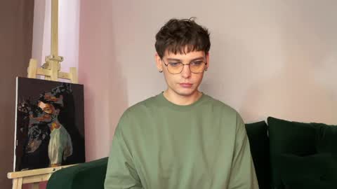 oliverlawrence online show from June 2, 11:56 am