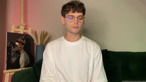 oliverlawrence online show from June 6, 6:12 pm