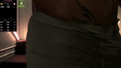 Snapshot of oliversport chatting on November 12, 3:45 pm OliverSport online show from November 12, 3:45 pm