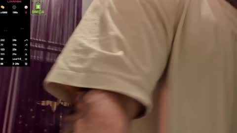 Snapshot of oliversport chatting on December 3, 11:19 am OliverSport online show from December 3, 11:19 am