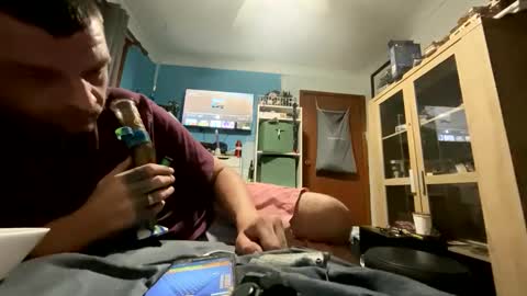 oliversunley22 online show from February 2, 9:30 am