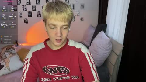 oliver online show from December 3, 12:36 pm