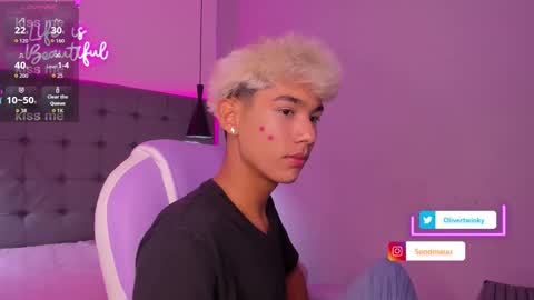 Oliver online show from September 26, 1:59 pm