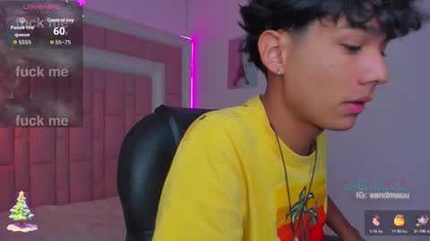 Oliver online show from December 3, 1:42 pm