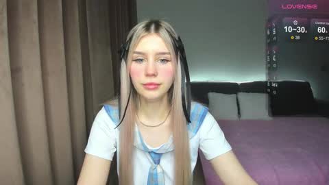 Snapshot of olivia1taylor chatting on November 29, 5:54 am Olivia online show from November 29, 5:54 am