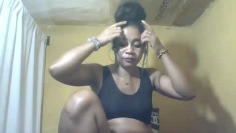 olivia9794 online show from June 12, 8:52 pm