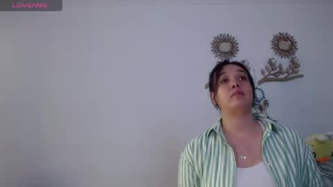 Olivia Gonzales online show from June 3, 11:10 pm