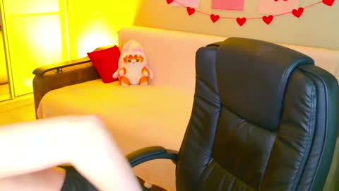 olivia_daze online show from October 6, 7:33 pm