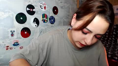 olivia_defo online show from September 18, 11:56 am