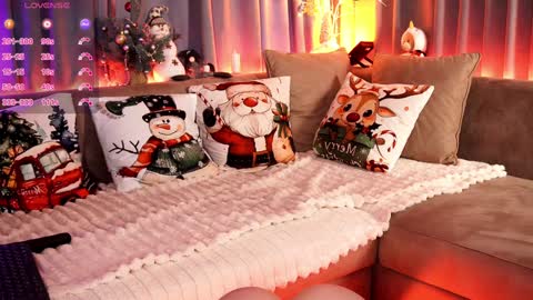 SaraConor online show from January 9, 11:25 am