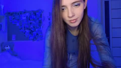 olivia_lily online show from March 28, 7:46 pm