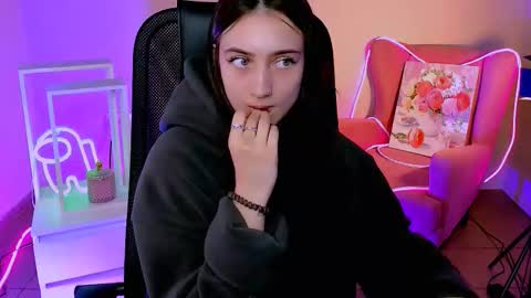 olivia_norton_ online show from September 30, 12:32 pm