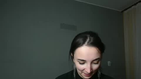 Snapshot of olivia_oliv chatting on February 21, 4:41 pm Olivia online show from February 21, 4:41 pm