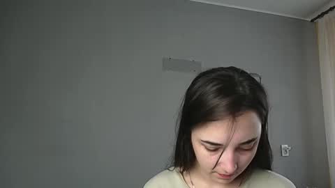 Snapshot of olivia_oliv chatting on February 24, 10:13 am Olivia online show from February 24, 10:13 am