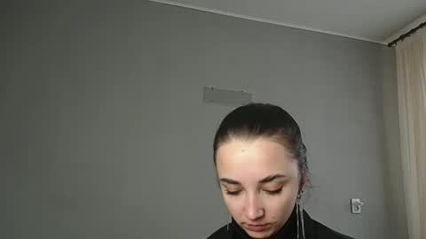 Snapshot of olivia_oliv chatting on February 28, 8:59 am Olivia online show from February 28, 8:59 am