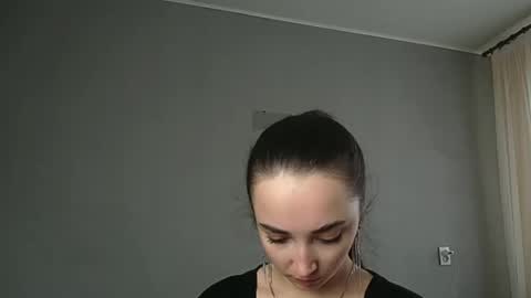 Snapshot of olivia_oliv chatting on March 4, 9:04 am Olivia online show from March 4, 9:04 am