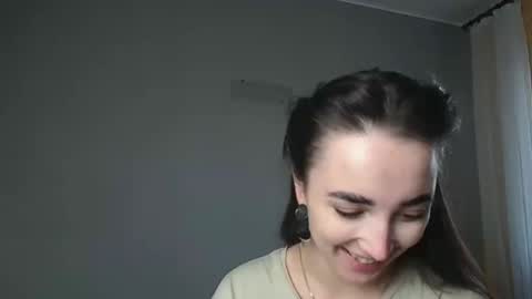 Snapshot of olivia_oliv chatting on March 7, 2:58 pm Olivia online show from March 7, 2:58 pm