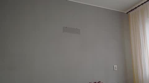 Snapshot of olivia_oliv chatting on March 20, 1:16 pm Olivia online show from March 20, 1:16 pm