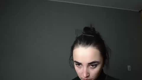 Snapshot of olivia_oliv chatting on March 23, 9:52 pm Olivia online show from March 23, 9:52 pm