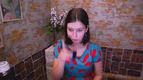 Olivia online show from January 21, 1:32 pm