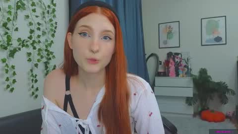  OLIVIA    online show from November 24, 9:03 pm