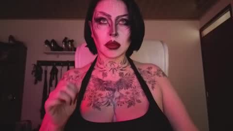   online show from December 1, 2:11 pm