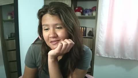 Snapshot of olivia_watson_ chatting on September 13, 2:17 pm Olivia online show from September 13, 2:17 pm